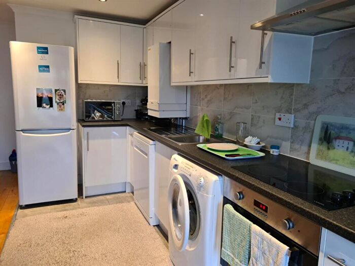 1 Bedroom Flat To Rent In Flat, Riverside Court, Biggleswade, SG18