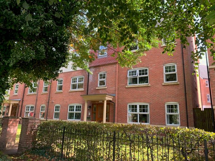 1 Bedroom Flat To Rent In Monyhull Hall Road, Kings Norton, Birmingham, B30