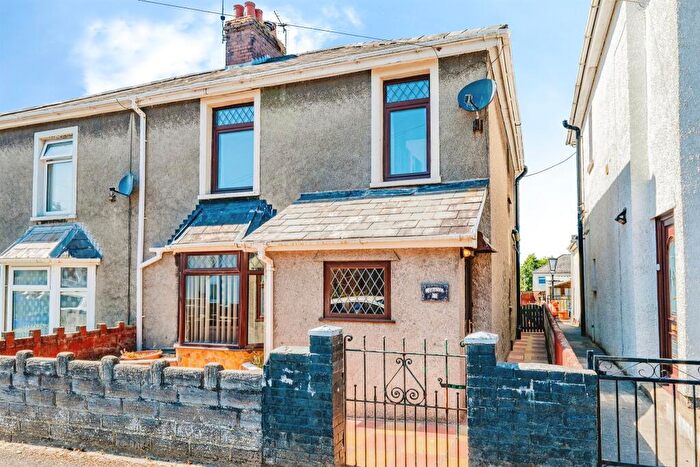 3 Bedroom Semi-Detached House For Sale In Charles Street, Bridgend, CF31