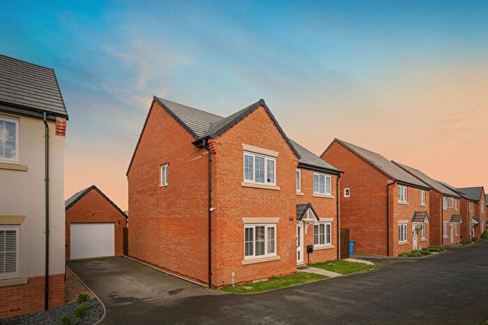 5 Bedroom Detached House For Sale In Garland Road, Weldon, Corby, NN17