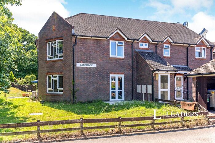 1 Bedroom Apartment For Sale In Sandmore, Send Hill, Woking, GU23