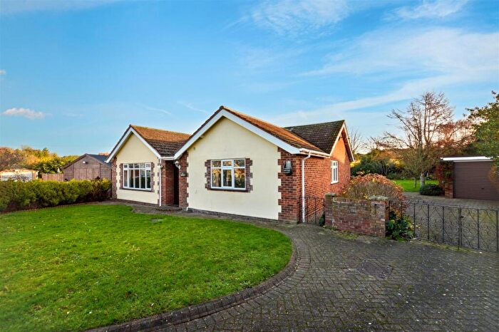 3 Bedroom Detached Bungalow For Sale In Pine Walk, Weybourne, Holt, NR25