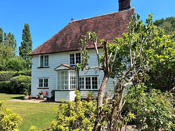 2 Bedroom Detached House For Sale In Sissinghurst Road, Biddenden, Kent, TN27