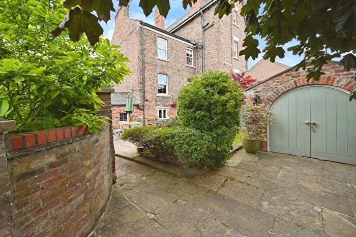 3 Bedroom Semi-detached House For Sale In Dishforth Road, Sharow, HG4