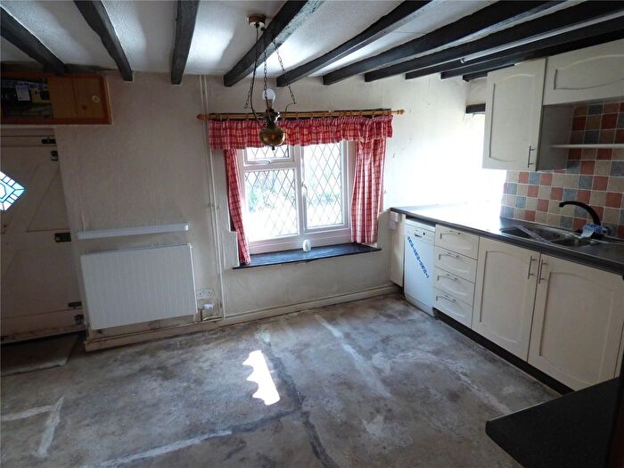 3 Bedroom End Of Terrace House For Sale In East Lambrook, South Petherton, Somerset, TA13