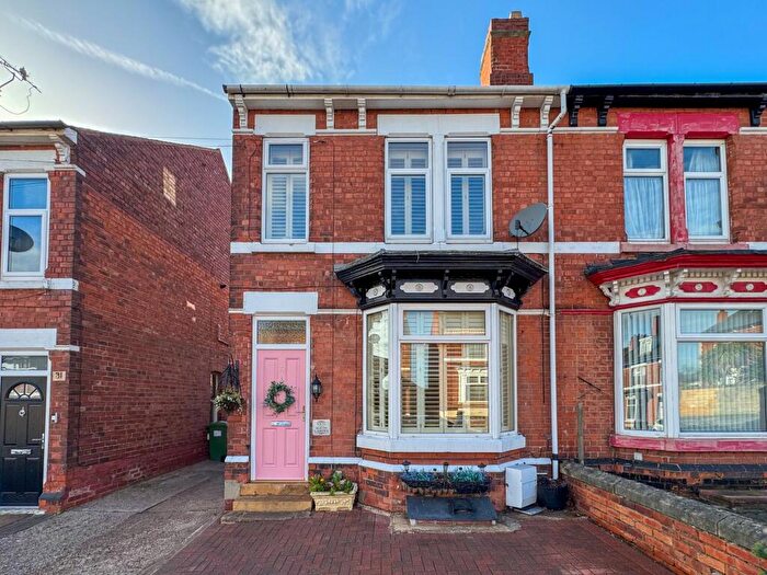 3 Bedroom Semi Detached House For Sale In Sherwood Road, Worksop, S80