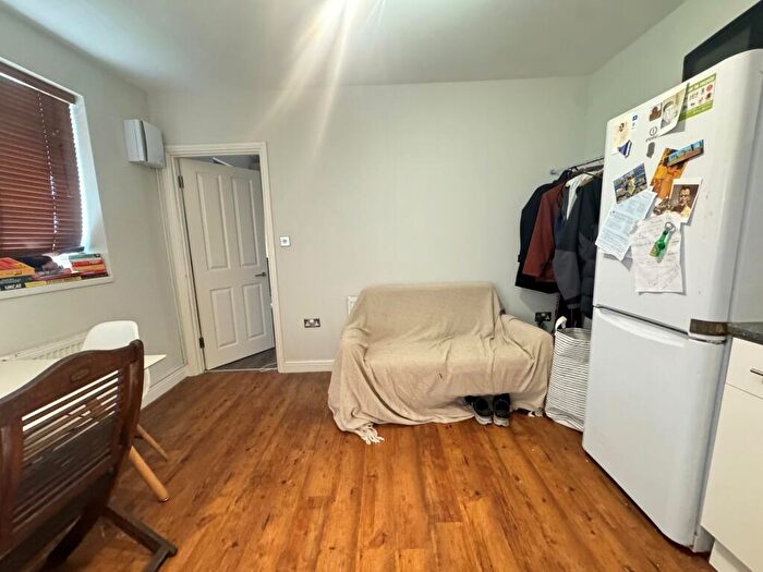 1 Bedroom Flat To Rent In Fortune Green Road, West Hampstead, NW6