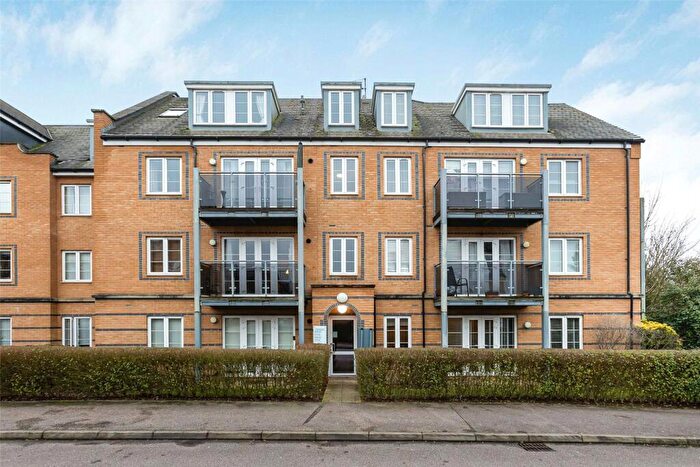 2 Bedroom Apartment For Sale In Constables Way, Hertford, Hertfordshire, SG13