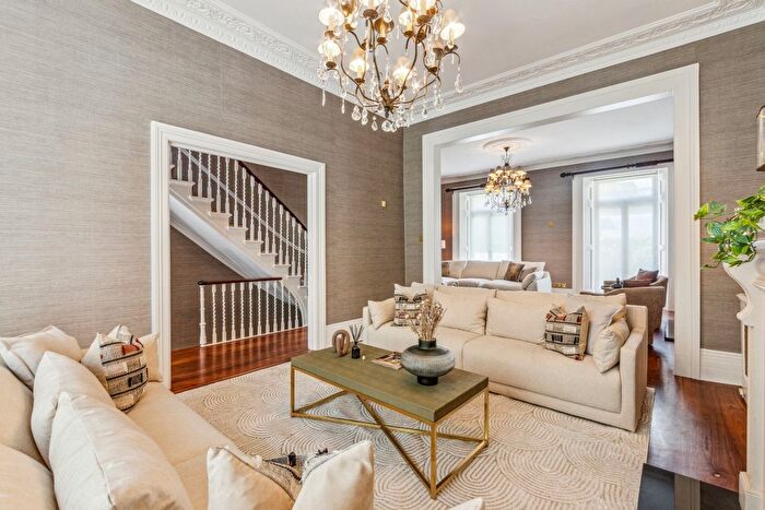 5 Bedroom Terraced House To Rent In Walton Street, Knightsbridge, SW3