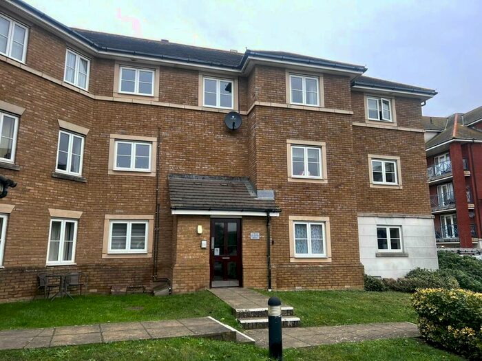 2 Bedroom Apartment To Rent In St Kitts Drive, Eastbourne, BN23