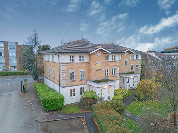 Property For Sale In Monkwood Close, Romford, RM1