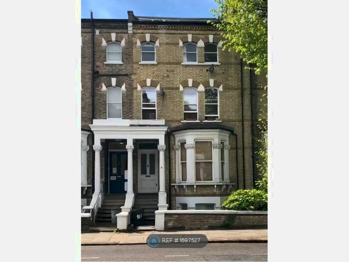 2 Bedroom Flat To Rent In Edith Road, London, W14
