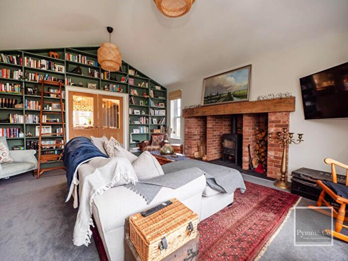 3 Bedroom Detached House For Sale In Hardley Road, Chedgrave, NR14