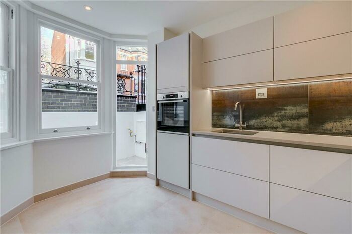 4 Bedroom House To Rent In Horsell Road, Holloway, N5