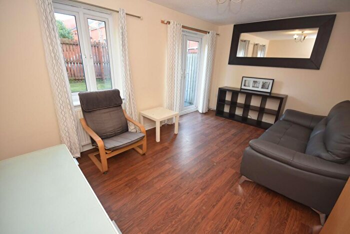 3 Bedroom Terraced House To Rent In Reilly Street, Hulme, Manchester., M15