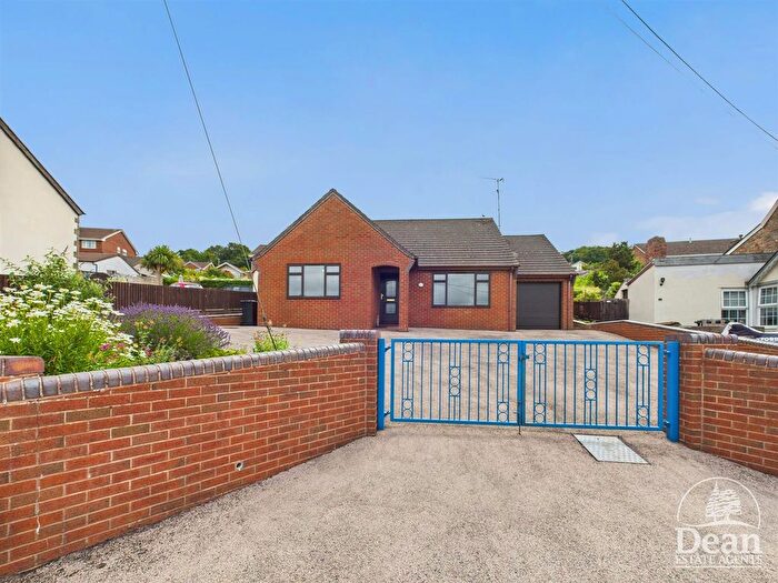 2 Bedroom Bungalow For Sale In Ruspidge Road, Cinderford, GL14