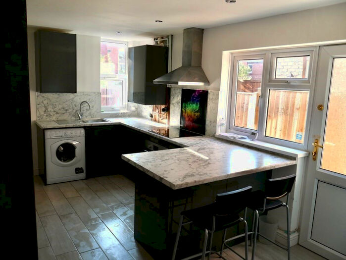 5 Bedroom Terraced House To Rent In Harrington Drive, Nottingham, Nottinghamshire, NG7