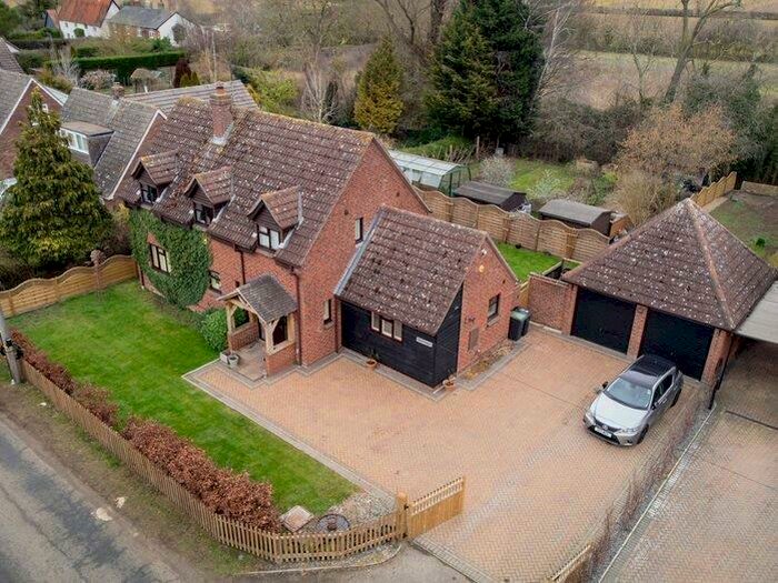 4 Bedroom Detached House For Sale In Haughley Green, Stowmarket, IP14
