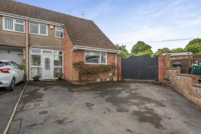 2 Bedroom End Of Terrace House For Sale In Edgefield Road, Bristol, BS14