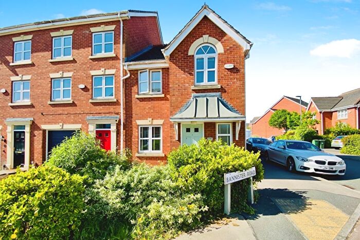 3 Bedroom End Of Terrace House For Sale In Bannister Road, Braunstone Town, LE3