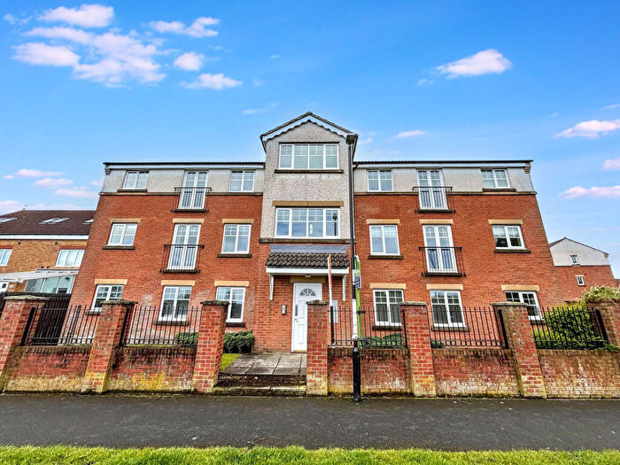 2 Bedroom Apartment To Rent In Harwood Drive, Houghton Le Spring, Tyne And Wear, DH4