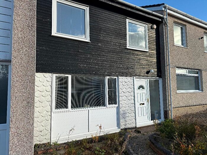 3 Bedroom Terraced House To Rent In Sandpiper Drive, Glasgow, G75
