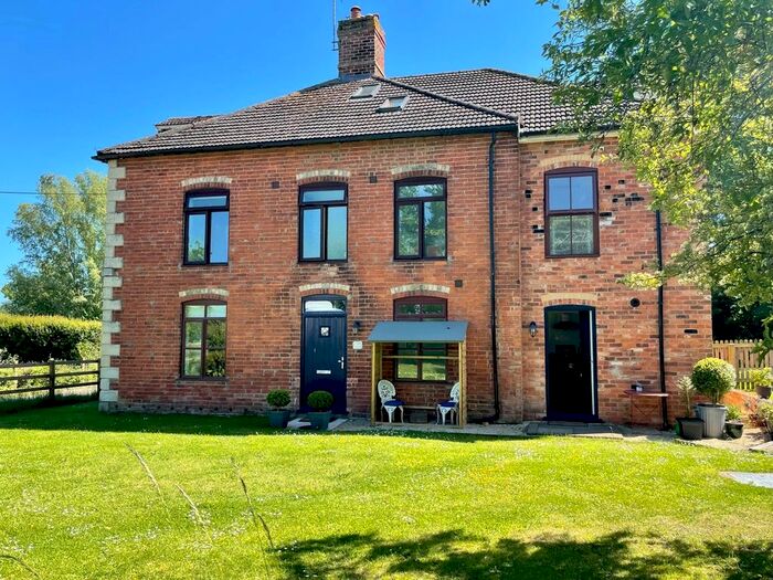 4 Bedroom Semi-Detached House To Rent In Bridgend, Eldersfield, Gloucester, Worcestershire, GL19