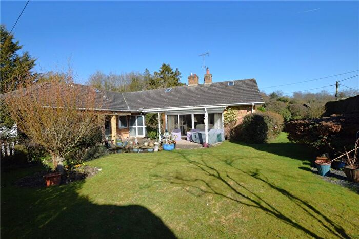 3 Bedroom Bungalow For Sale In Kings Hill, Beech, Alton, Hampshire, GU34