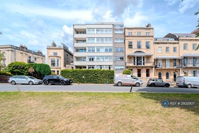 2 Bedroom Flat To Rent In Clifton Down, Bristol, BS8