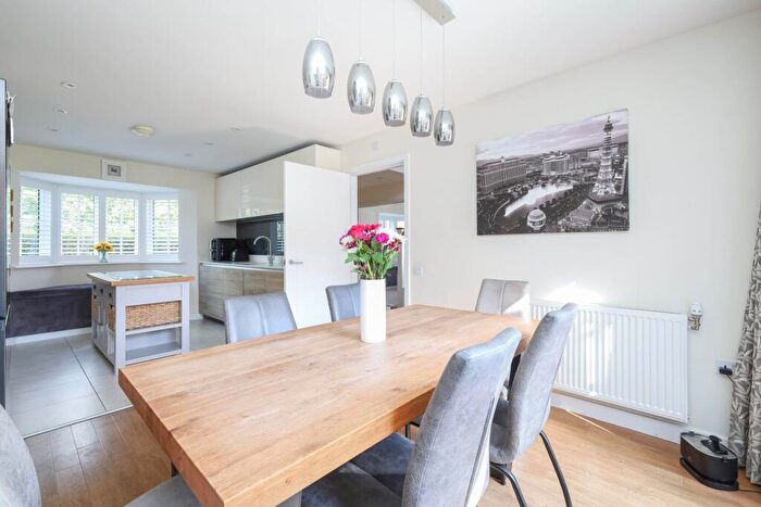 4 Bedroom Detached House For Sale In Cook Way, Horsham, RH12