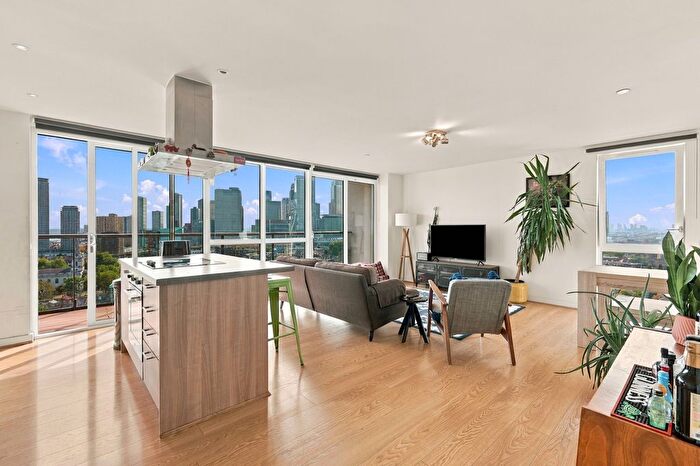 3 Bedroom Flat For Sale In Panoramic Tower, Canary Wharf, E14