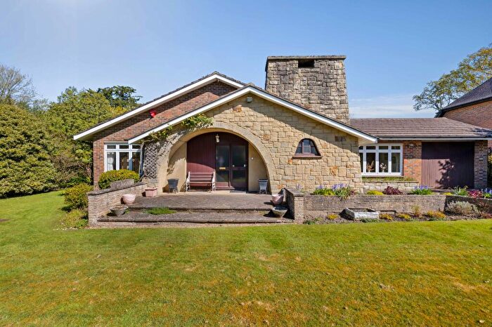 3 Bedroom Detached Bungalow For Sale In Furze Lane, East Grinstead, RH19