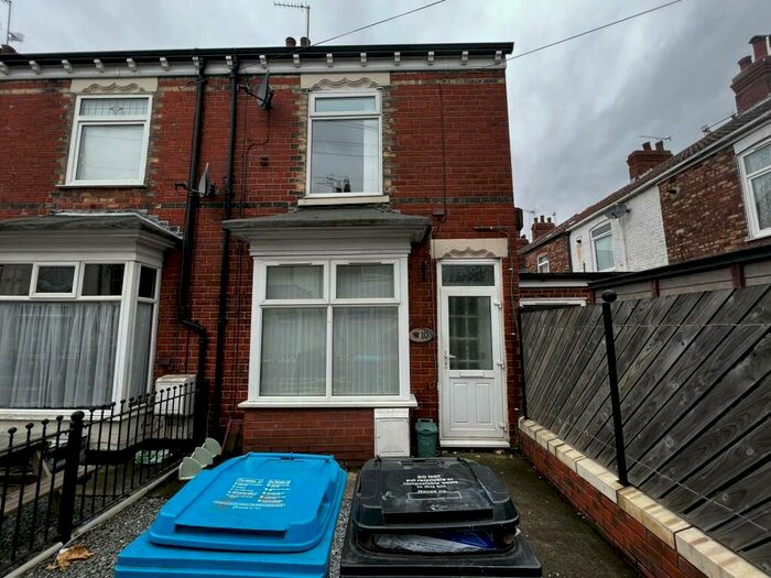2 Bedroom Terraced House To Rent In Estcourt Street, Hull, HU9