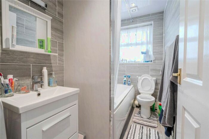 2 Bedroom Apartment To Rent In Poplar Road, Cleethorpes, Lincolnshire, DN35