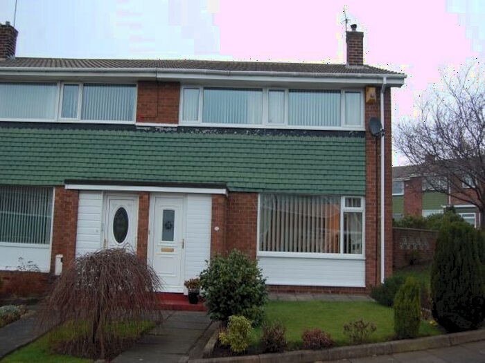 3 Bedroom Terraced House To Rent In Chadderton Drive, Chapel House, NE5