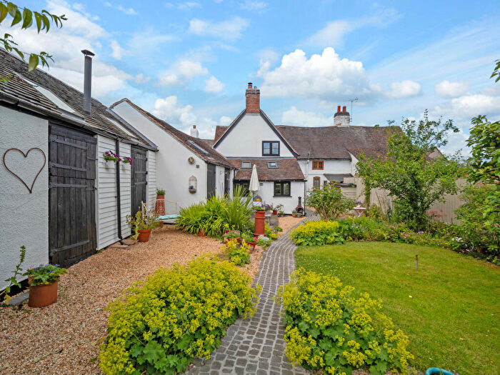 3 Bedroom Cottage For Sale In Hinckley, Wolvey, LE10