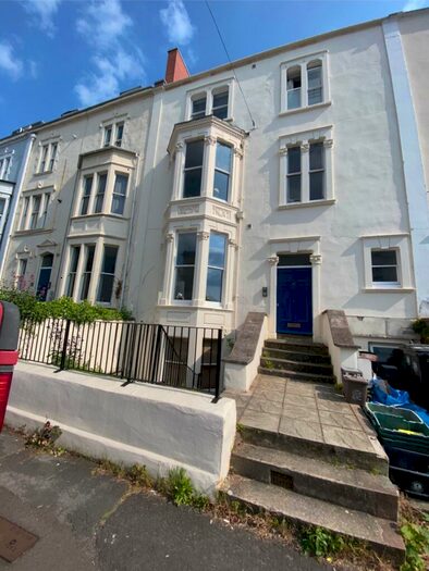 3 Bedroom Flat To Rent In West Park, Clifton, Bristol, BS8
