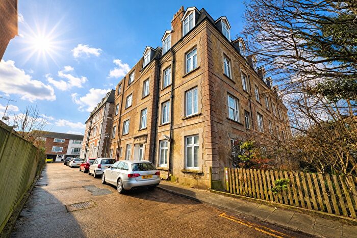 2 Bedroom Flat For Sale In Meeching Place, Church Hill, Newhaven, BN9