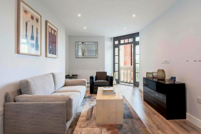 3 Bedroom Flat To Rent In Clive Court, Maida Vale, W9