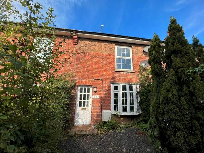 2 Bedroom Terraced House To Rent In London Road, Burgess Hill, West Sussex, RH15