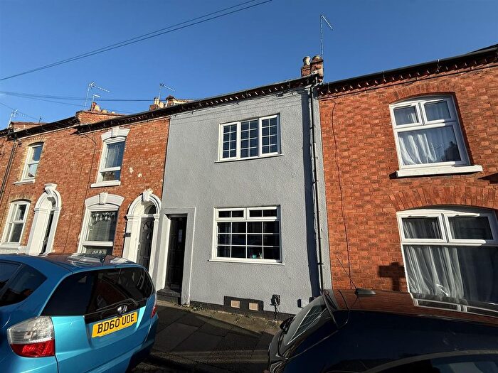 3 Bedroom Terraced House To Rent In Ethel Street, Abington, NN1