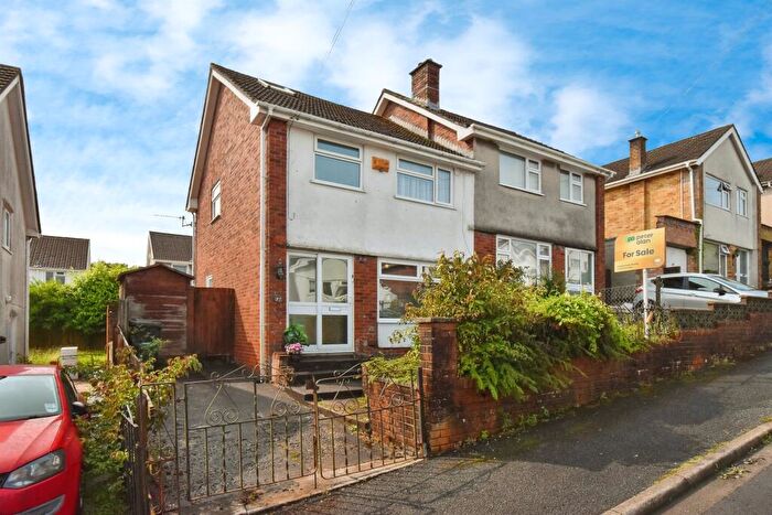 3 Bedroom Semi-Detached House For Sale In Haulwen, Cwmdare, Aberdare, CF44