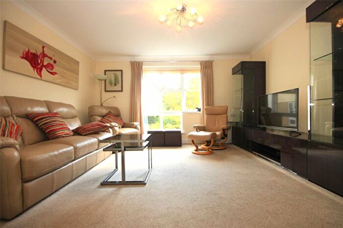 2 Bedroom Apartment For Sale In Sycamore Court, Stilemans, Wickford, Essex, SS11