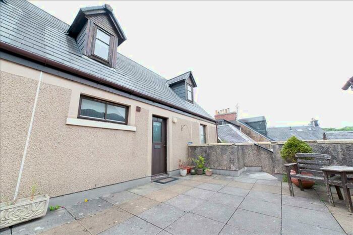 2 Bedroom Apartment To Rent In Townhead Court, Strathaven, ML10