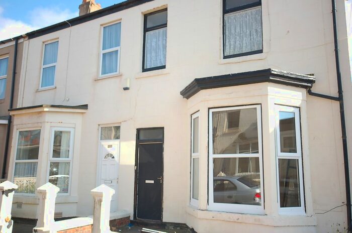 1 Bedroom Flat To Rent In Haig Road, Blackpool FY1