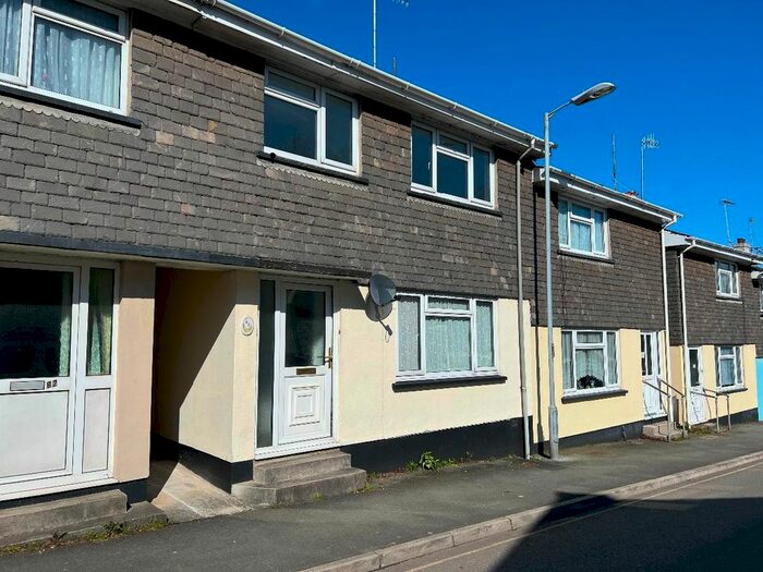 3 Bedroom Terraced House To Rent In West Street, Millbrook, Torpoint, PL10