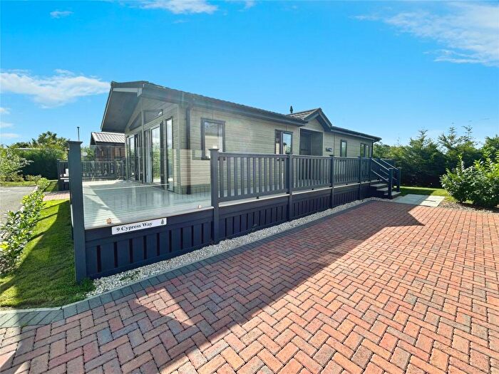 2 Bedroom Detached House For Sale In Cypress Way, Hambrook Park, Chichester, PO18