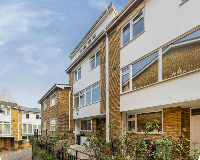 5 Bedroom House To Rent In Meadowbank, Primrose Hill, NW3