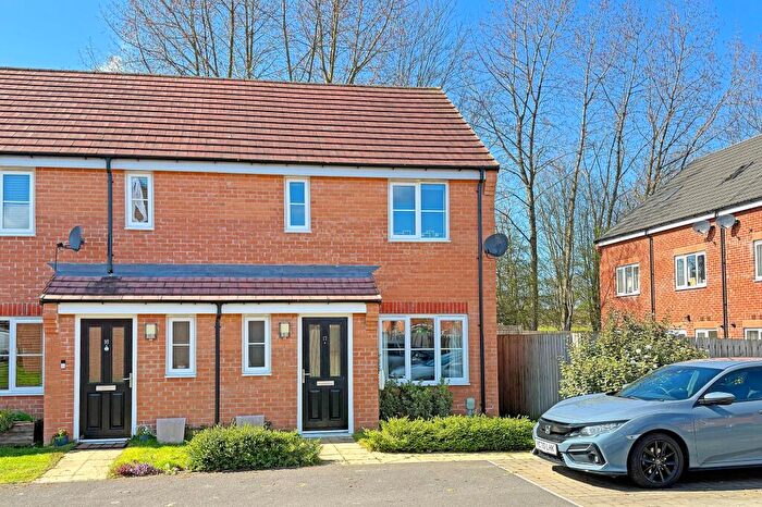 2 Bedroom End Of Terrace House For Sale In Cathedral Mews, Ripon, HG4