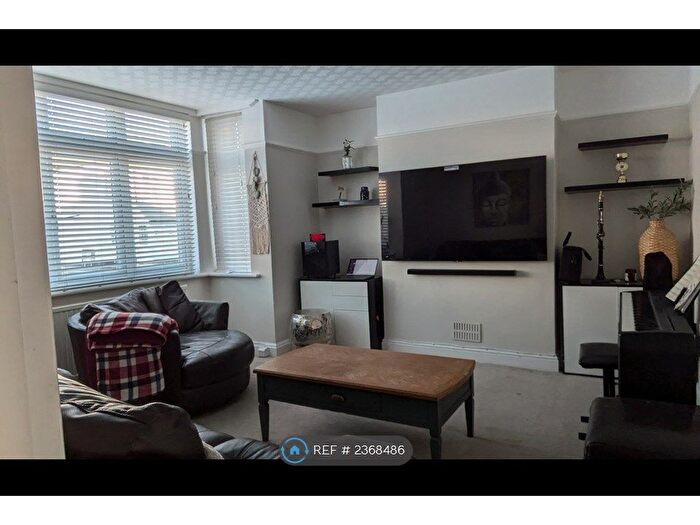 3 Bedroom Semi-Detached House To Rent In Blawith Road, Harrow, HA1